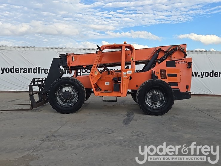 2016-sky-trak-8042-image-2