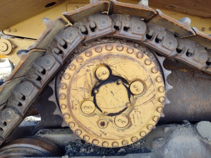 caterpillar-d8r-image-17