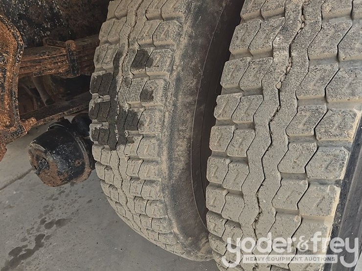 2015-international-4300-sba-image-28