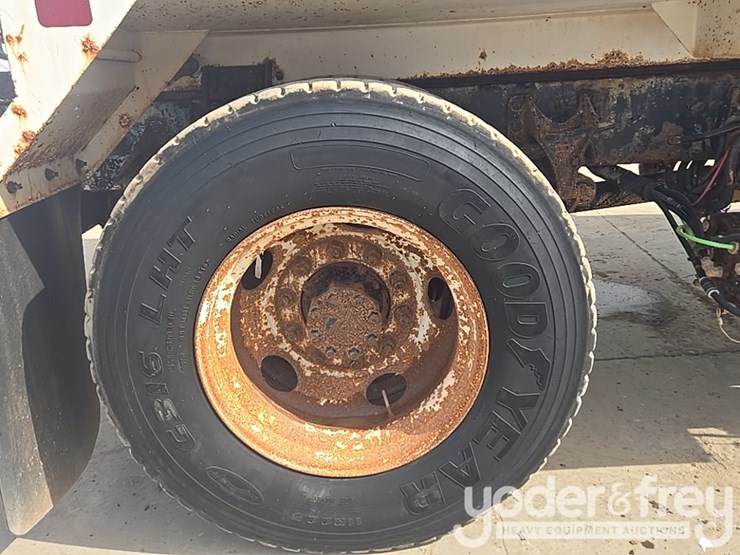 2015-international-4300-sba-image-34