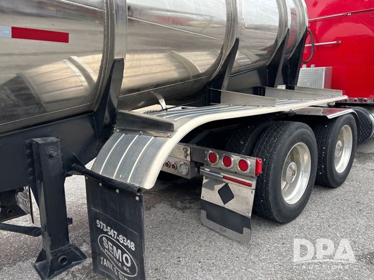 1982-trailmobile-trailer-image-68