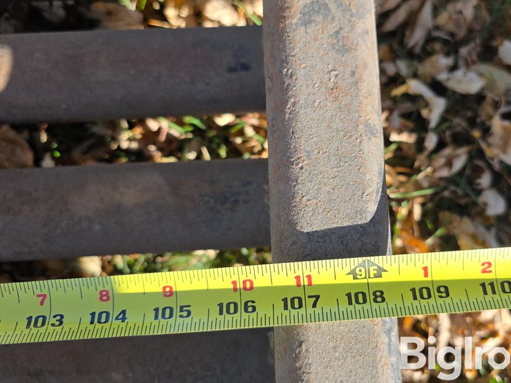 4wd-tractor-rock-box-image-15