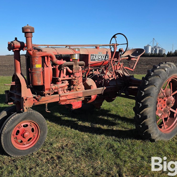 1937 Farmall F-20 2WD Tractor