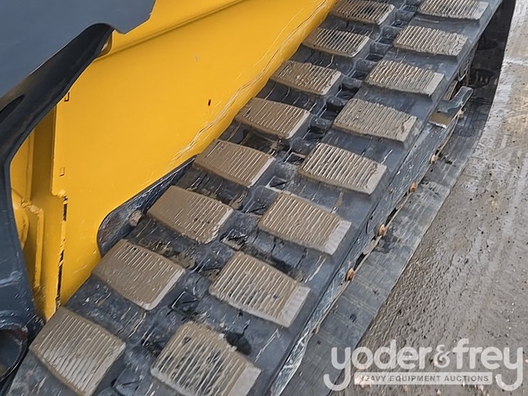 2020-deere-333g-image-15