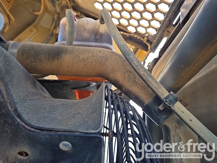 2016-caterpillar-950m-image-100