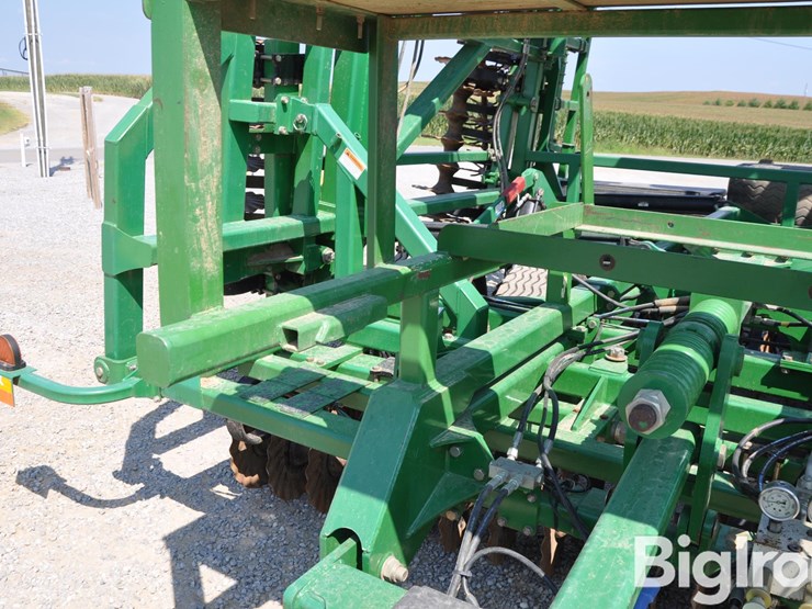 great-plains-4000tm-image-15