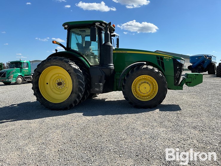 2019-john-deere-8295r-image-4