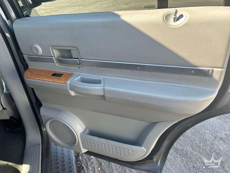 2007-chrysler-aspen-image-21