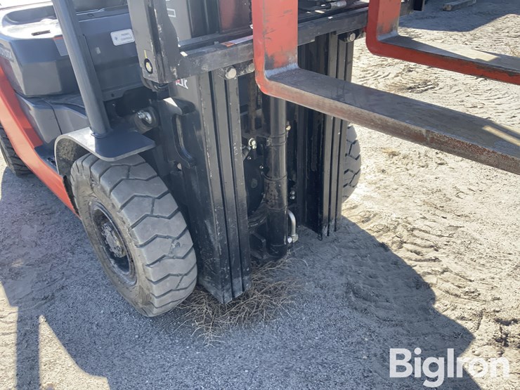 toyota-sfdu25-forklift-image-12