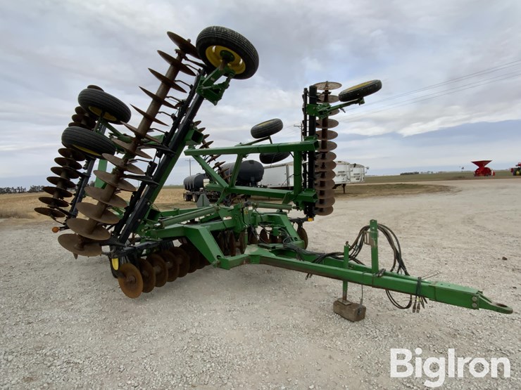 john-deere-630-image-3