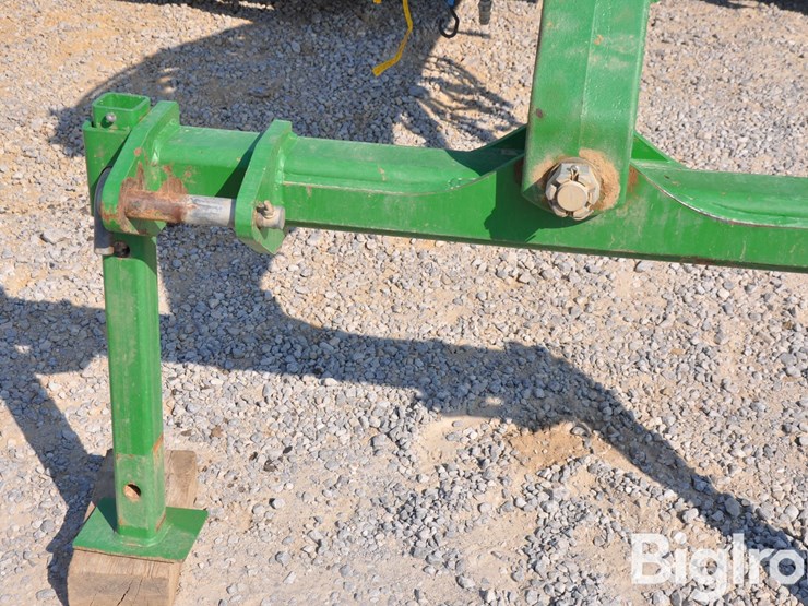 2015-john-deere-1775nt-image-9