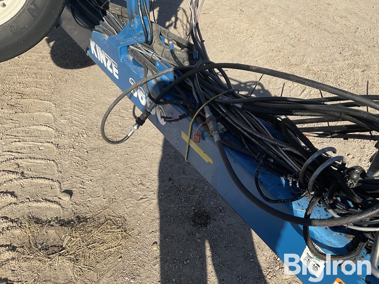 2020-kinze-3600-image-10