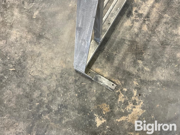 aluminum-headache-rack-off-chevy-truck-image-13