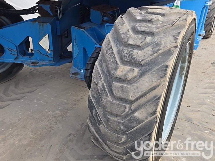 2015-genie-zx-135-image-68