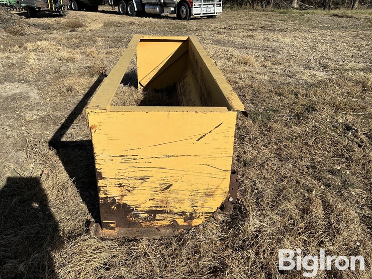 snow-blade-skid-steer-attachment-image-8