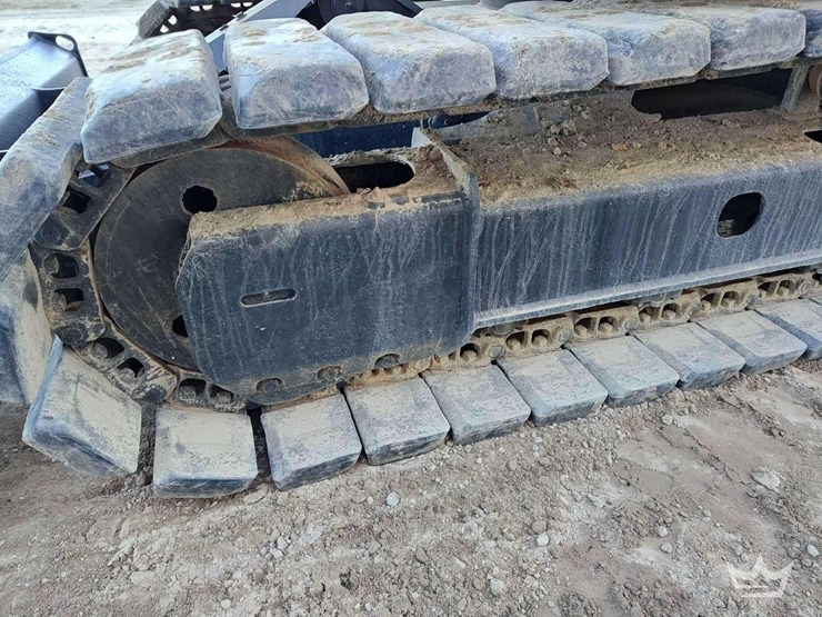 2019-deere-85g-image-36