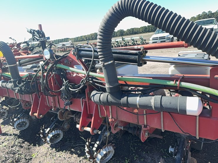 agco-white-8700-image-29