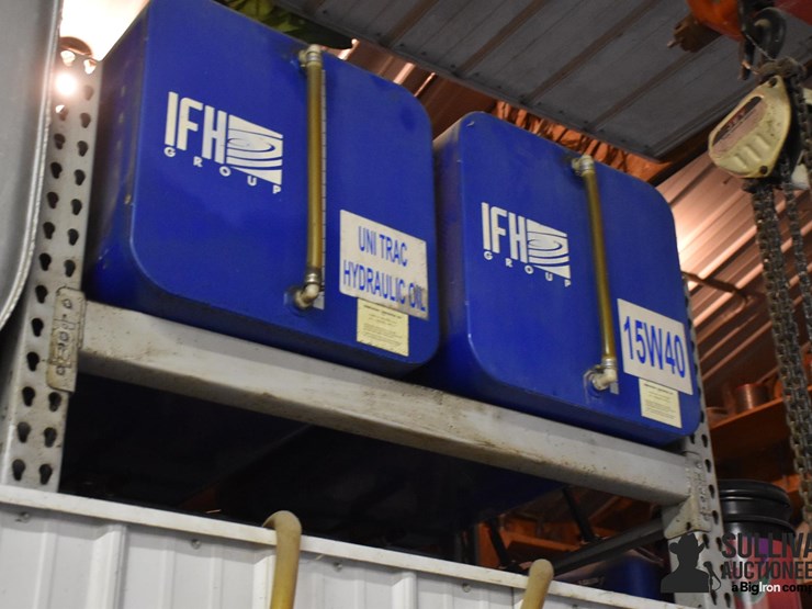 oil-tanks-on-stand-image-3