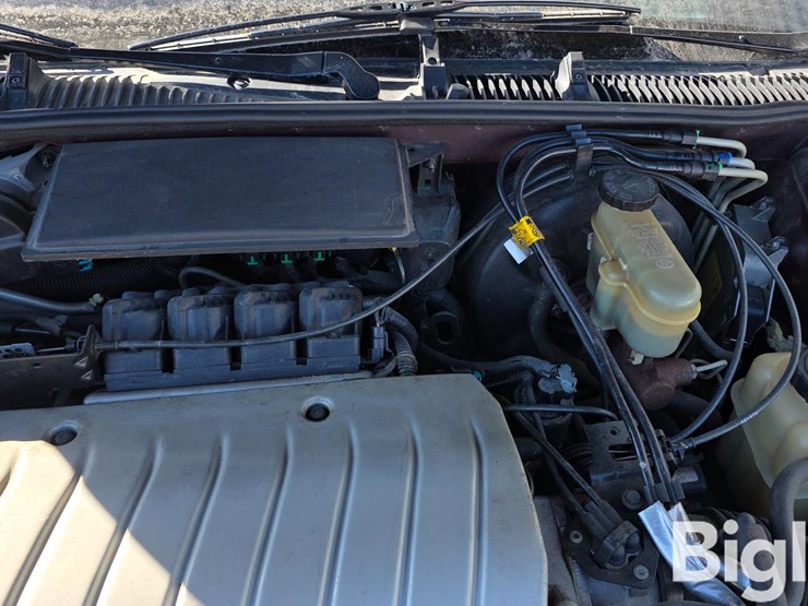 1995-oldsmobile-aurora-4-door-sedan-image-16