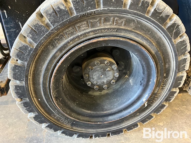 toyota-sfdu25-forklift-image-19