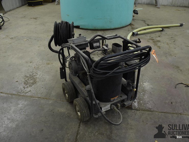 mi-t-m-hot-water-pressure-washer-image-7