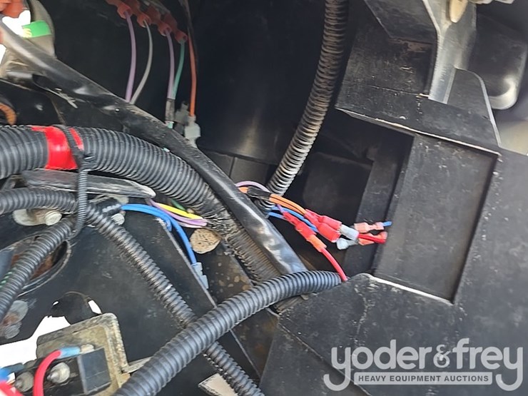 2020-club-car-carryall-1700-image-54