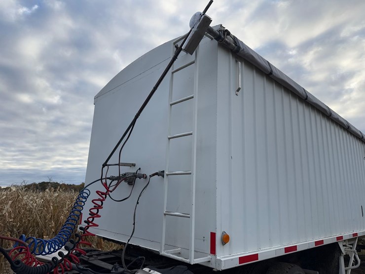 1996-agri-trader-32’-steel-hopper-bottom-trailer-image-12