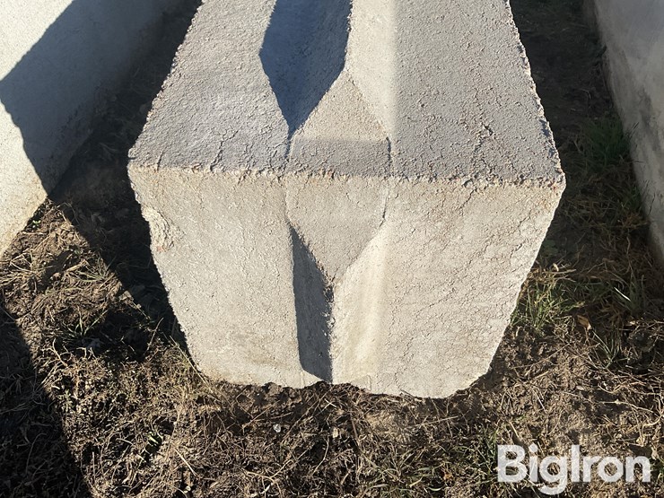 concrete-stackable-blocks-image-9