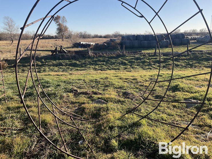 round-bale-feeder-image-3