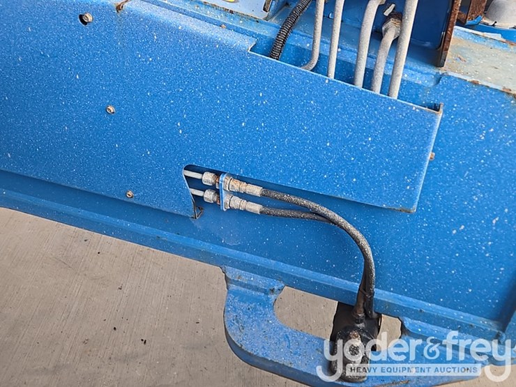 2015-genie-zx-135-image-45