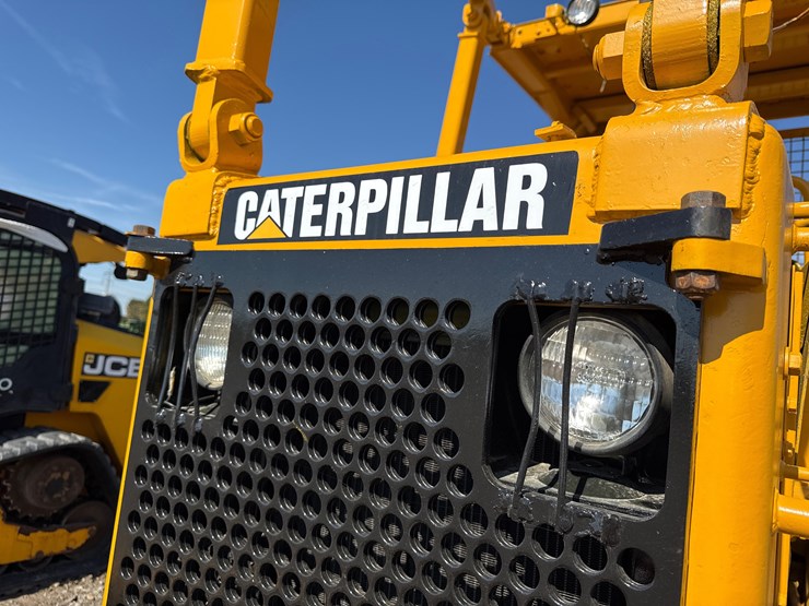 caterpillar-d4h-image-27
