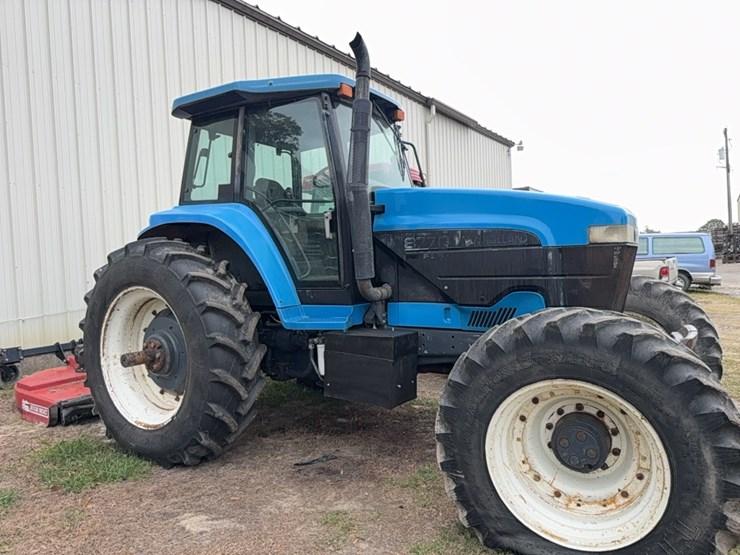 new-holland-8770-image-35