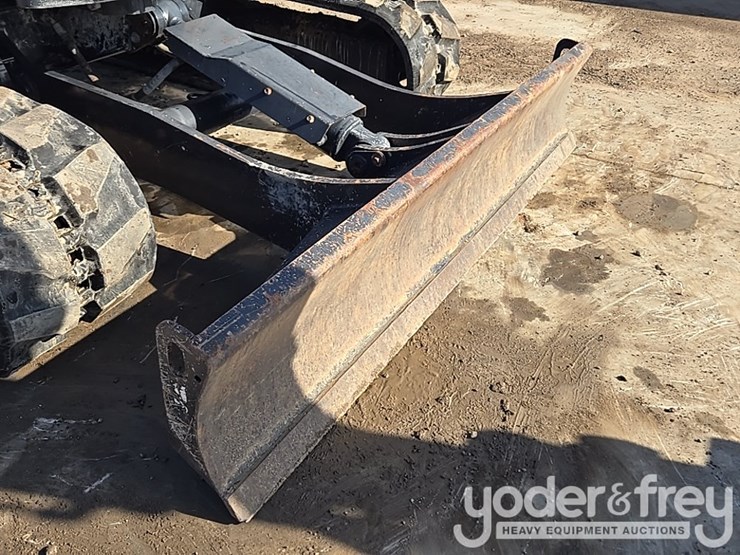 2022-yanmar-vio80-image-15