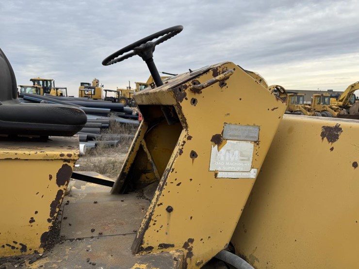 caterpillar-3208-image-15