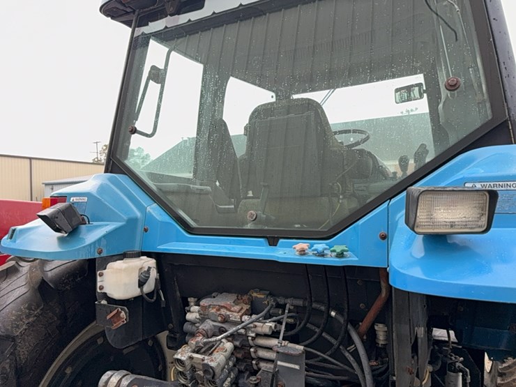 new-holland-8770-image-60