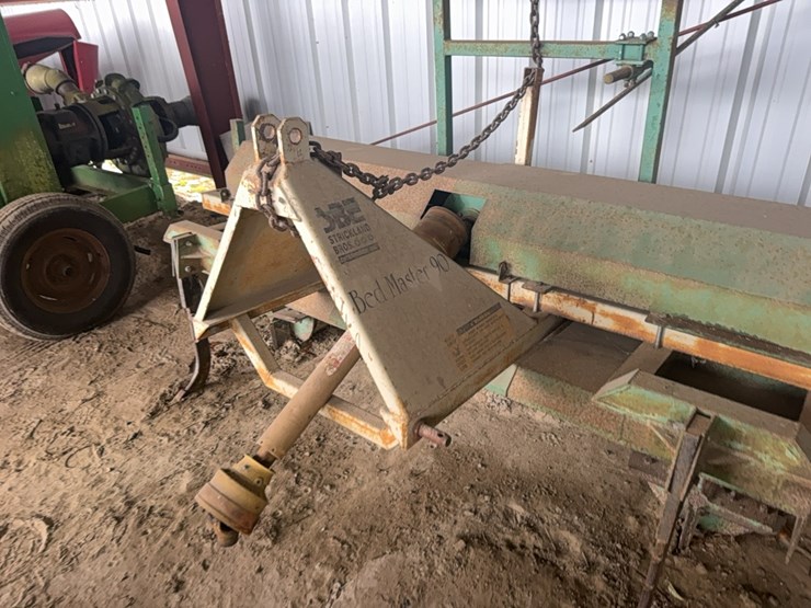 strickland-bed-master-90-image-29