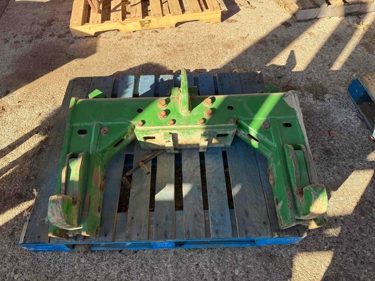 john-deere-quick-hitch-image-4