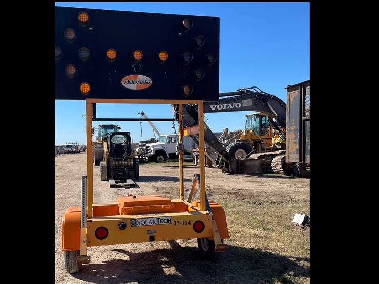 #6316-•-2018-solar-tech-arrow-board-(trailer-#37164),-no-title-image-2