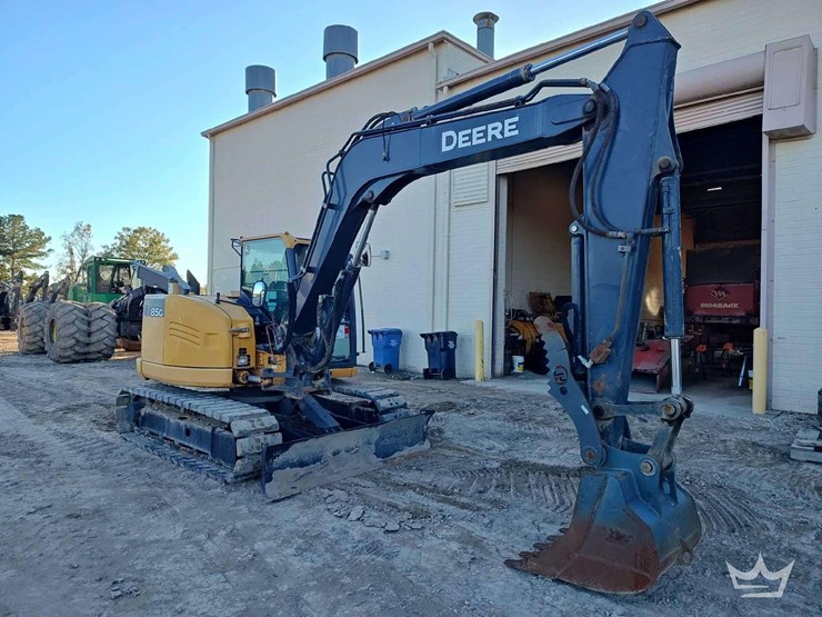 2019-deere-85g-image-2
