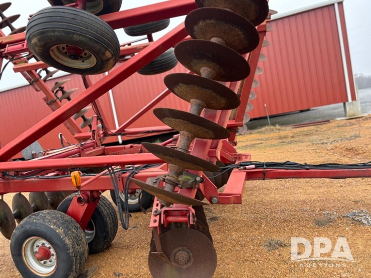 case-ih-3950-image-31