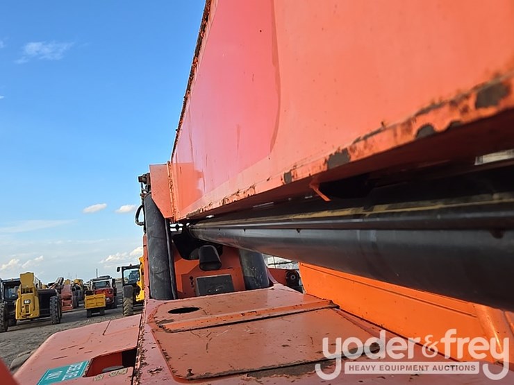 2016-sky-trak-8042-image-69