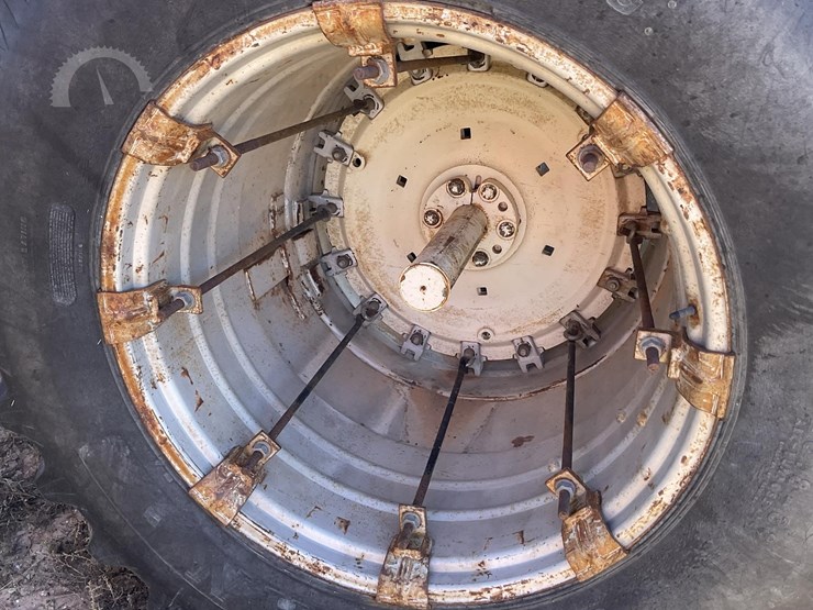 allis-chalmers-4w220-image-9