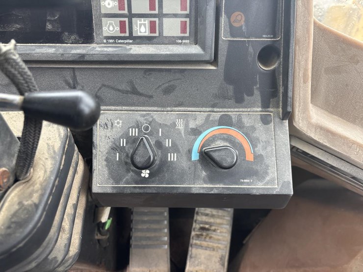 1993-caterpillar-950-image-44