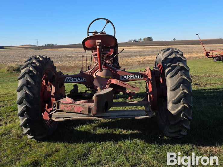1937-farmall-f-20-2wd-tractor-image-6