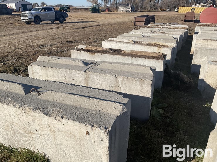 concrete-stackable-blocks-image-5