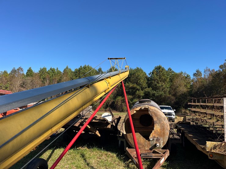 8”-x-51’-westfield-grain-auger,-pto-drive,-auger-has-slight-bend-in-it.-located-at-276-jonestown-road-snow-hill-nc,-call-252-531-8061-for-more-information.-image-1