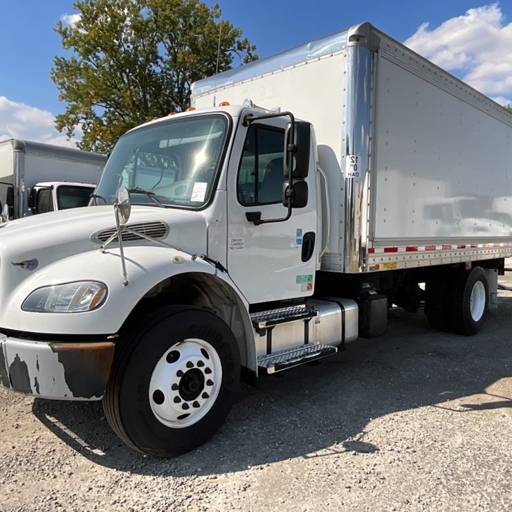 2018 FREIGHTLINER M2 106