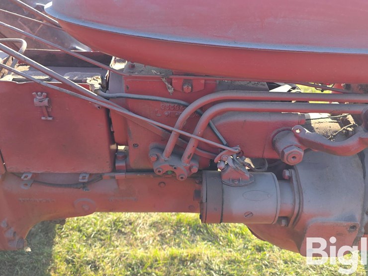 1952-farmall-super-c-2wd-tractor-image-15