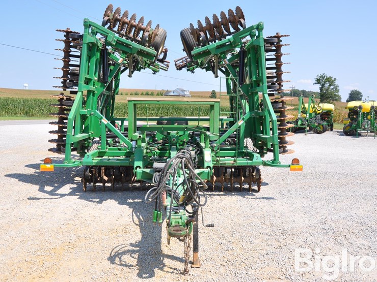 great-plains-4000tm-image-2