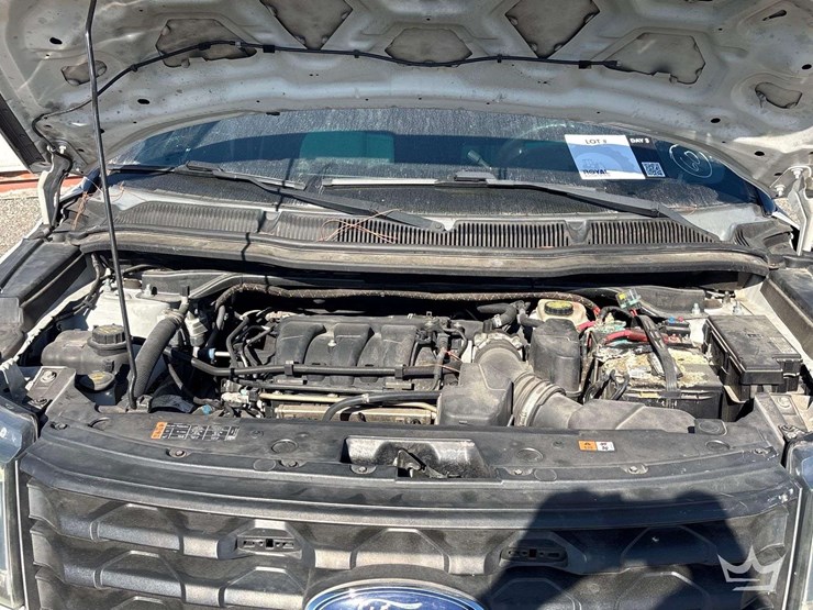 2017-ford-explorer-image-6